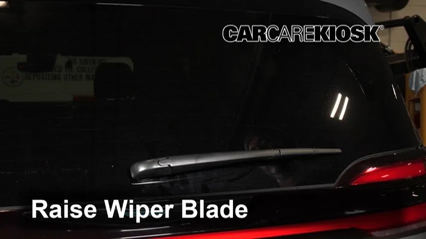 2021 Chrysler Pacifica Hybrid Touring 3.6L V6 PHEV Windshield Wiper Blade (Rear) Replace Wiper Blade